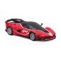 Maisto RC – Die-Cast Metal – FXX-K EVO világítással, 1:41, 2,4 GHz, USB, XTR, Bluetooth 5.0