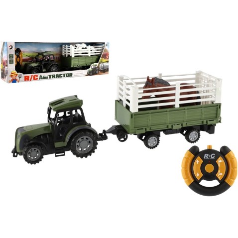 RC traktor vontatóval