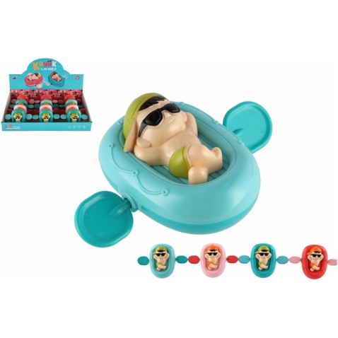 Pálcikaember egy nyugágyon, hogy nyújtózkodhasson a vízben