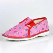 Rózsaszín papucs lányoknak mese