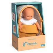 Mini Pomea - baba Sasha steppelt kosárban
